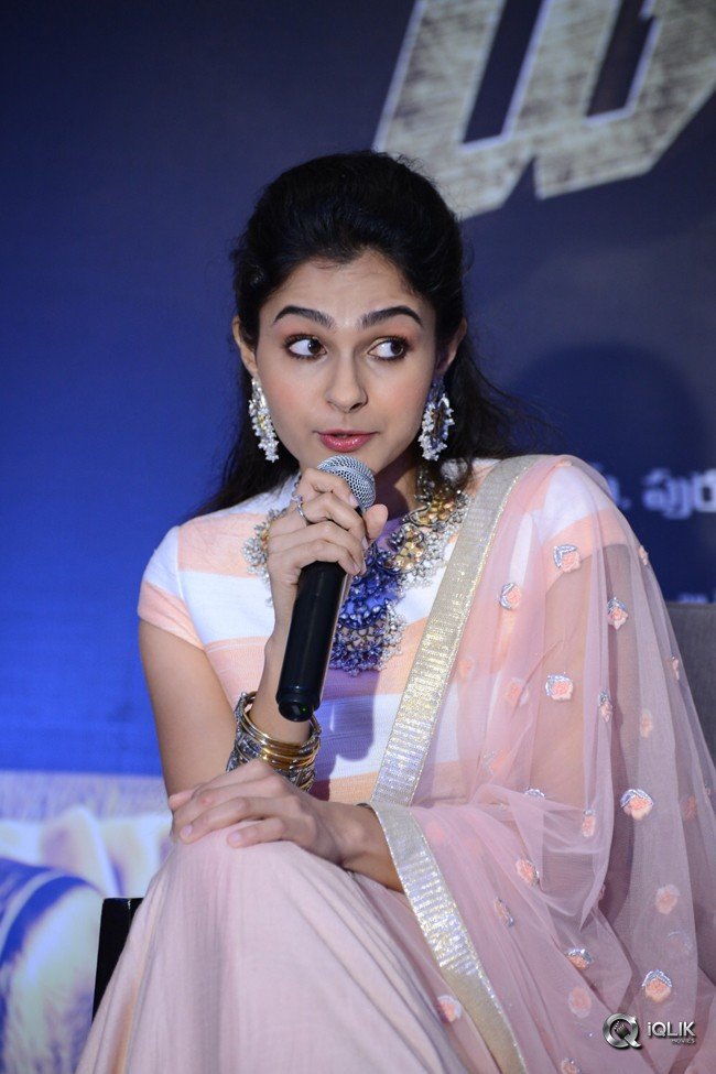 Andrea-Jeremiah-At-Detective-Movie-Press-Meet